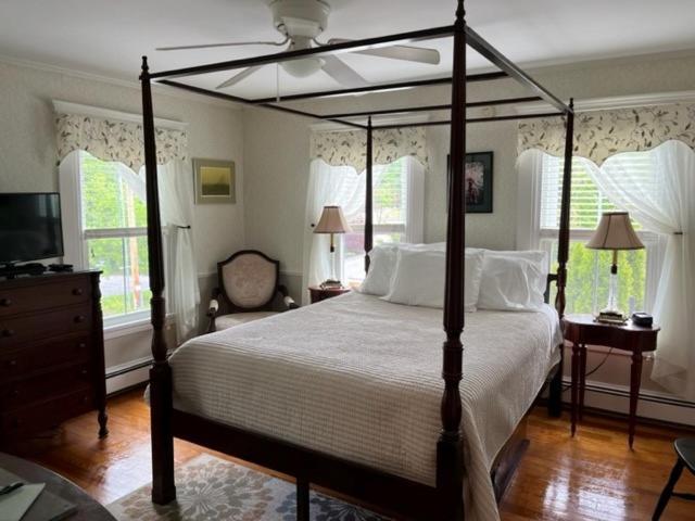 Bourne Bed And Breakfast Ogunquit Exterior photo