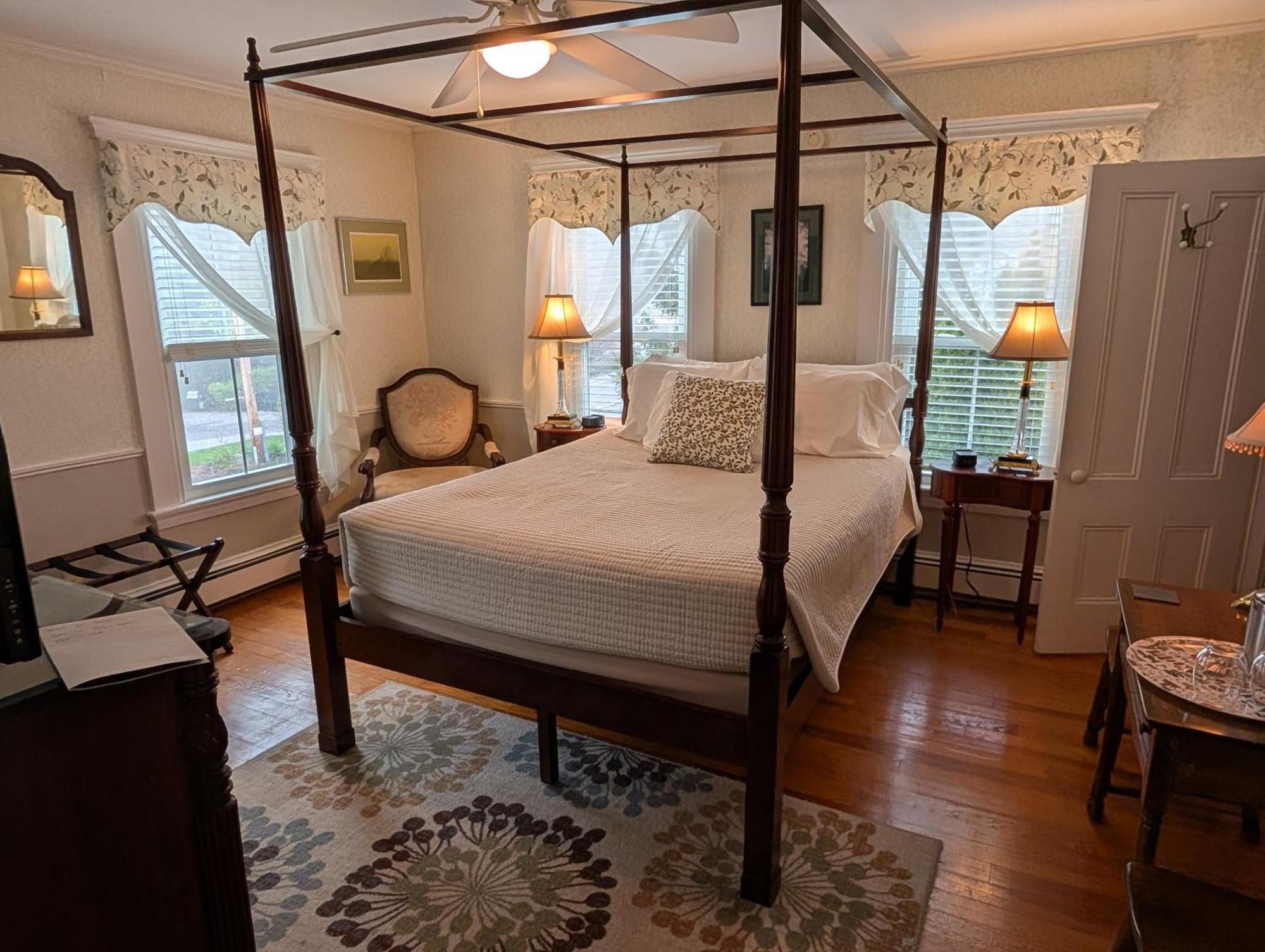 Bourne Bed And Breakfast Ogunquit Exterior photo